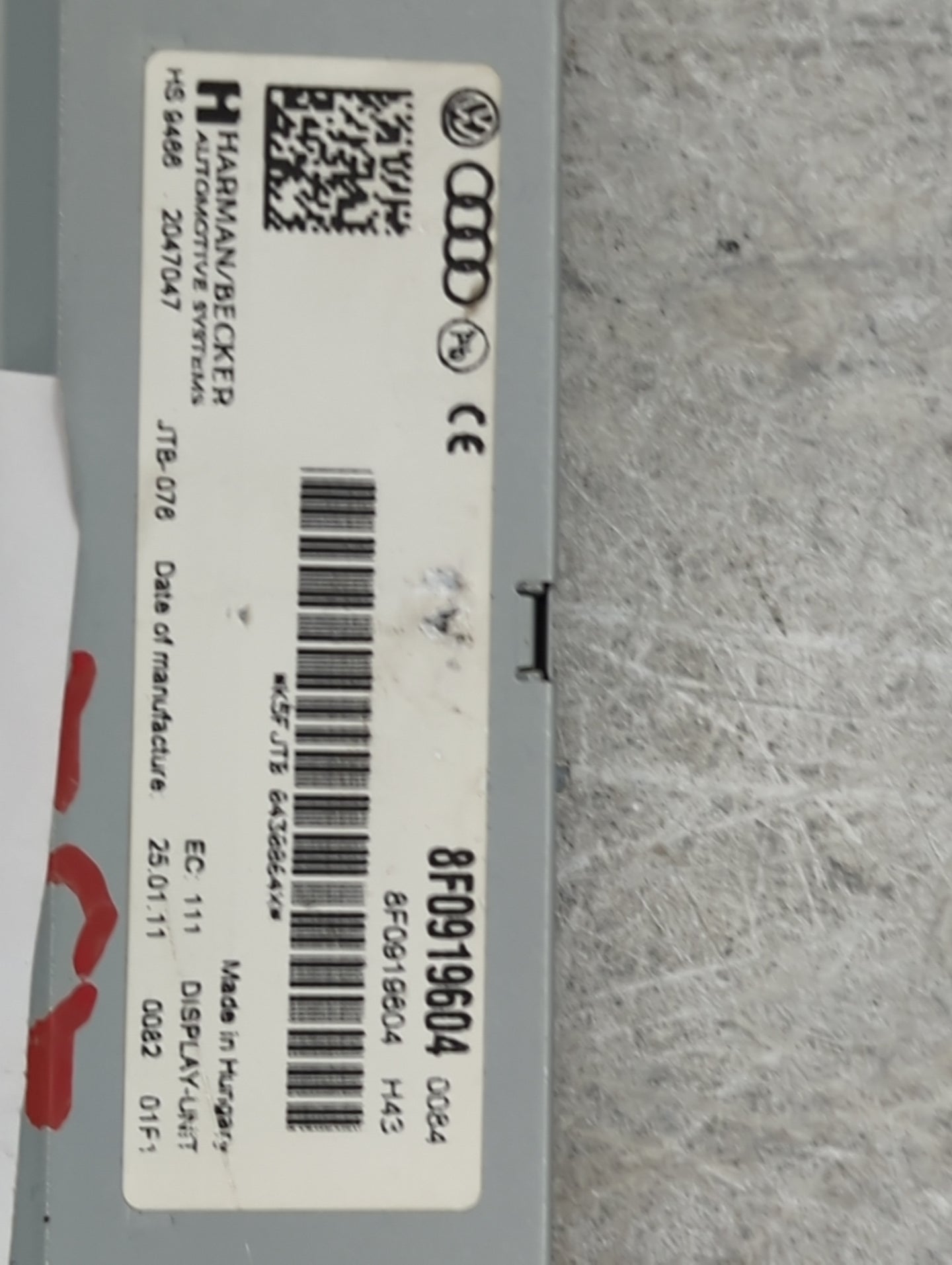 2010-2012 Audi A4 Information Display Screen - Oemusedautoparts1.com