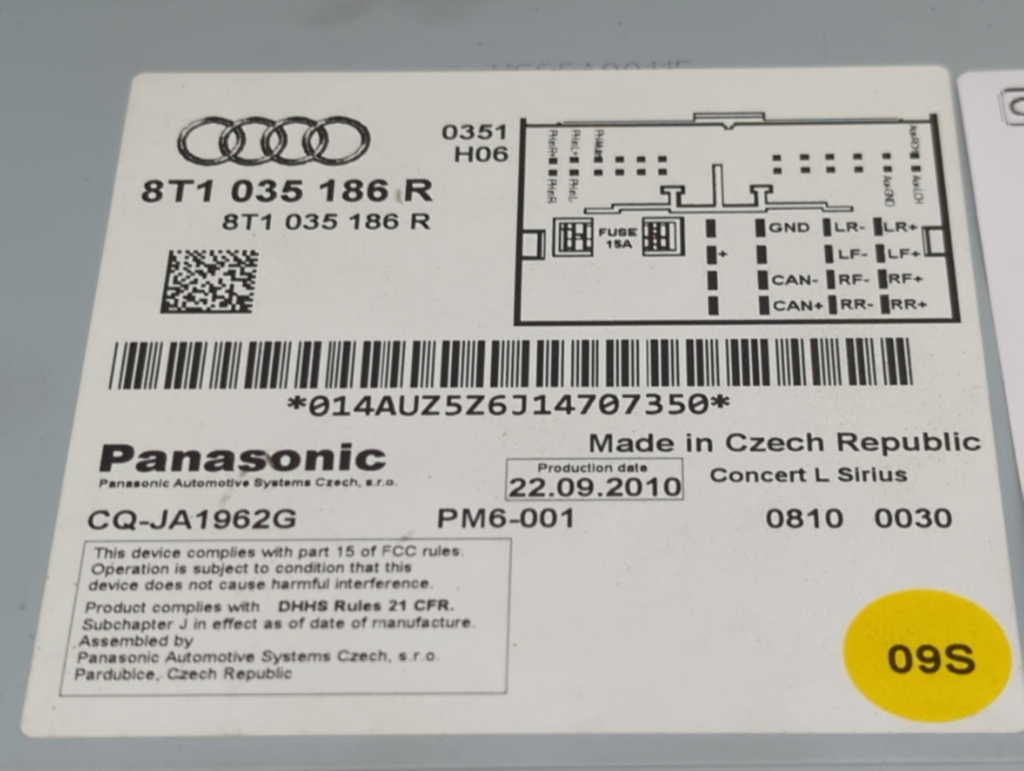 2010-2012 Audi A4 Radio AM FM Cd Player Receiver Replacement P/N:8T1035186R CQ-JA1962G Fits OEM Used Auto Parts - Oemusedaut