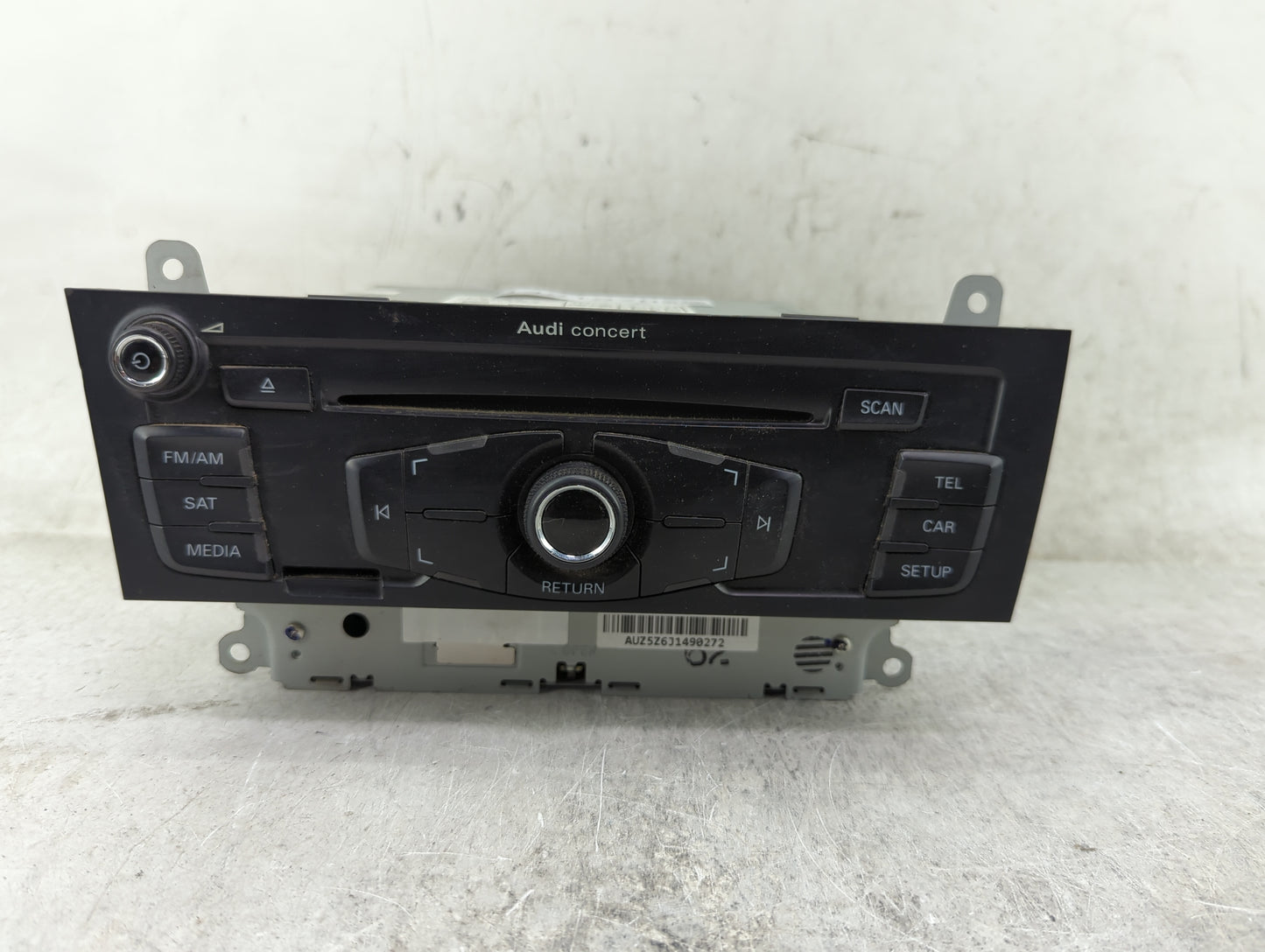2010-2012 Audi A4 Radio AM FM Cd Player Receiver Replacement P/N:AUZ5Z6J1490272 PM6-001 Fits OEM Used Auto Parts - Oemusedau