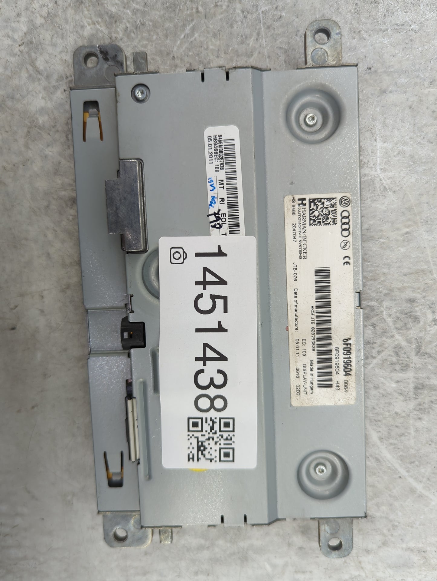 2009-2016 Audi A4 Information Display Screen - Oemusedautoparts1.com