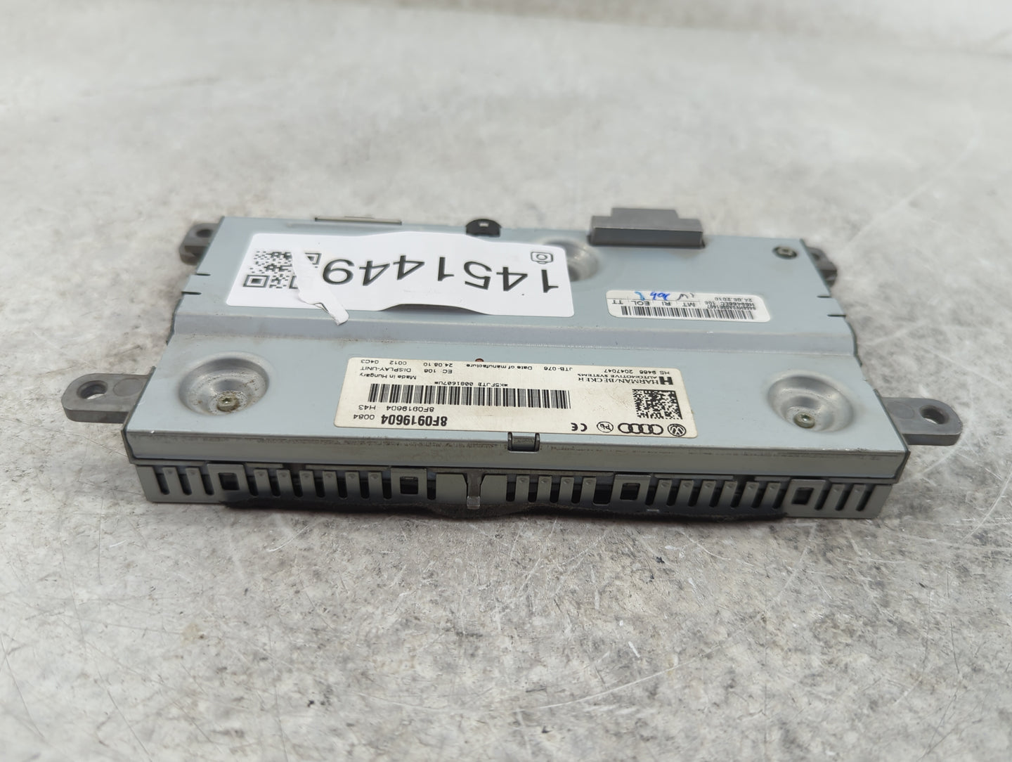 2010-2012 Audi A4 Information Display Screen - Oemusedautoparts1.com