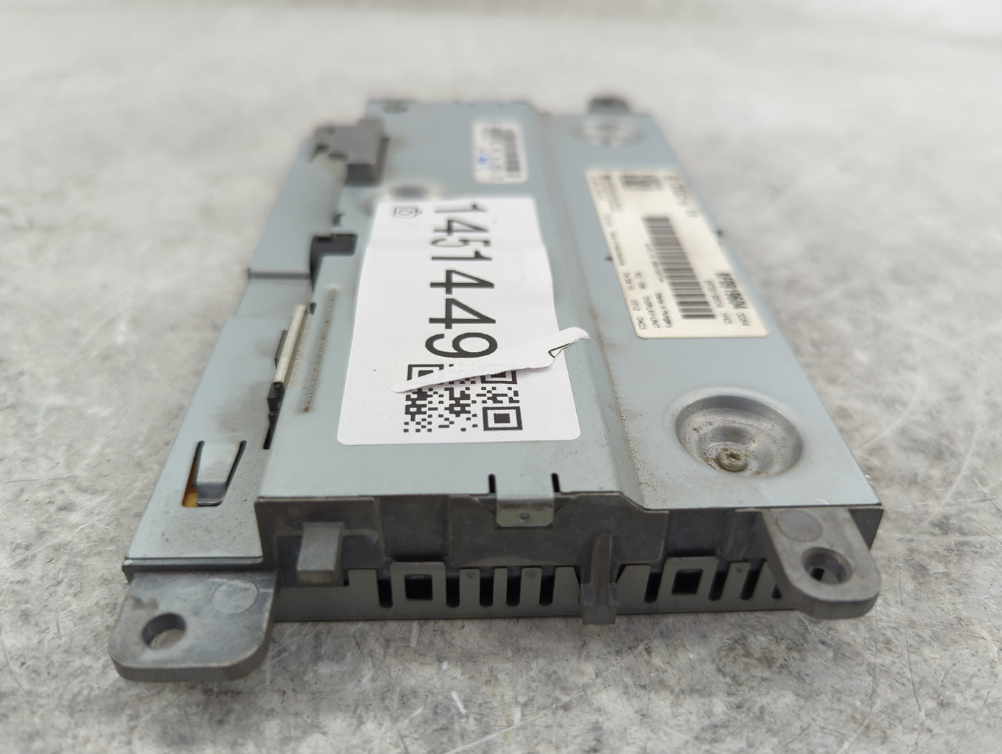 2010-2012 Audi A4 Information Display Screen - Oemusedautoparts1.com