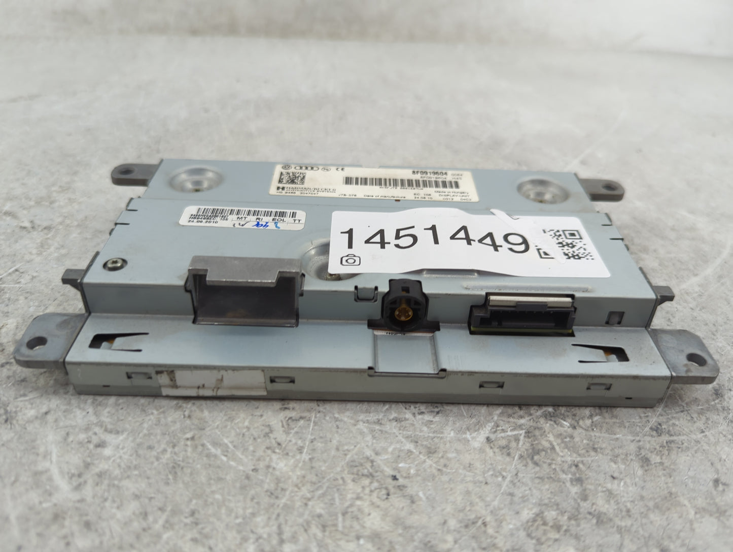 2010-2012 Audi A4 Information Display Screen - Oemusedautoparts1.com
