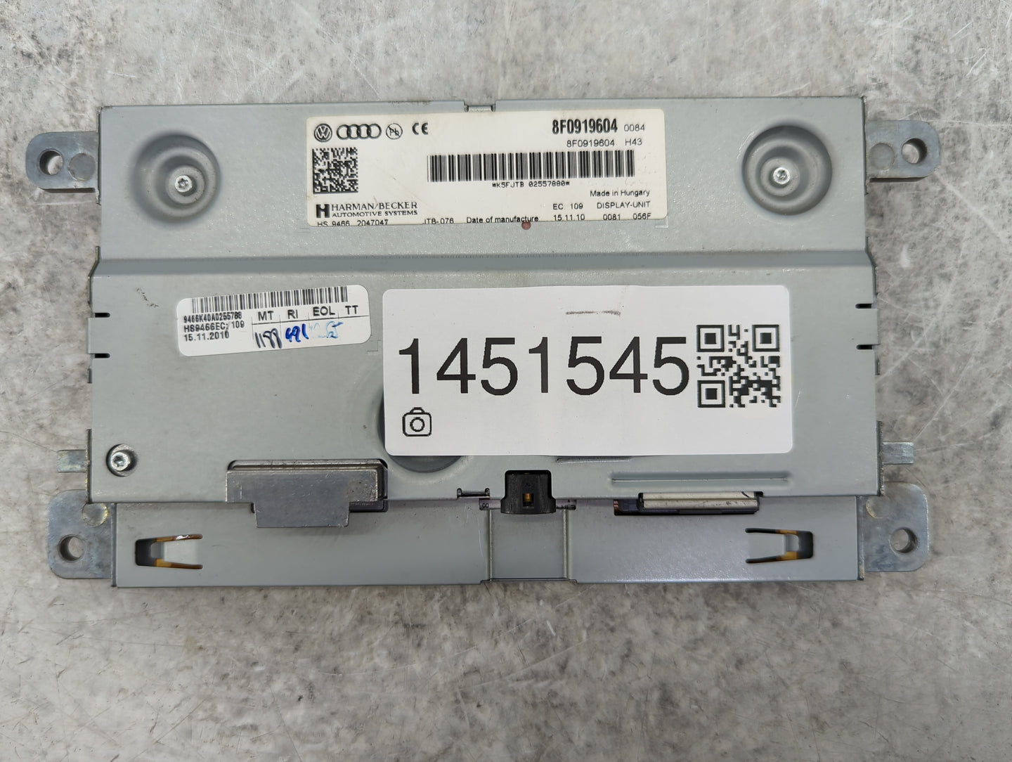 2010-2012 Audi A4 Information Display Screen - Oemusedautoparts1.com