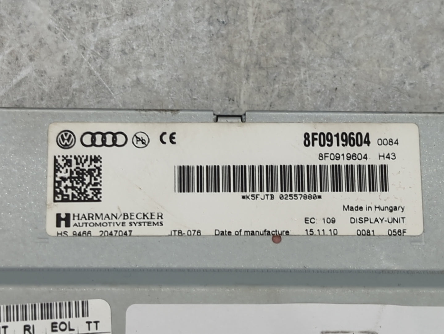 2010-2012 Audi A4 Information Display Screen - Oemusedautoparts1.com