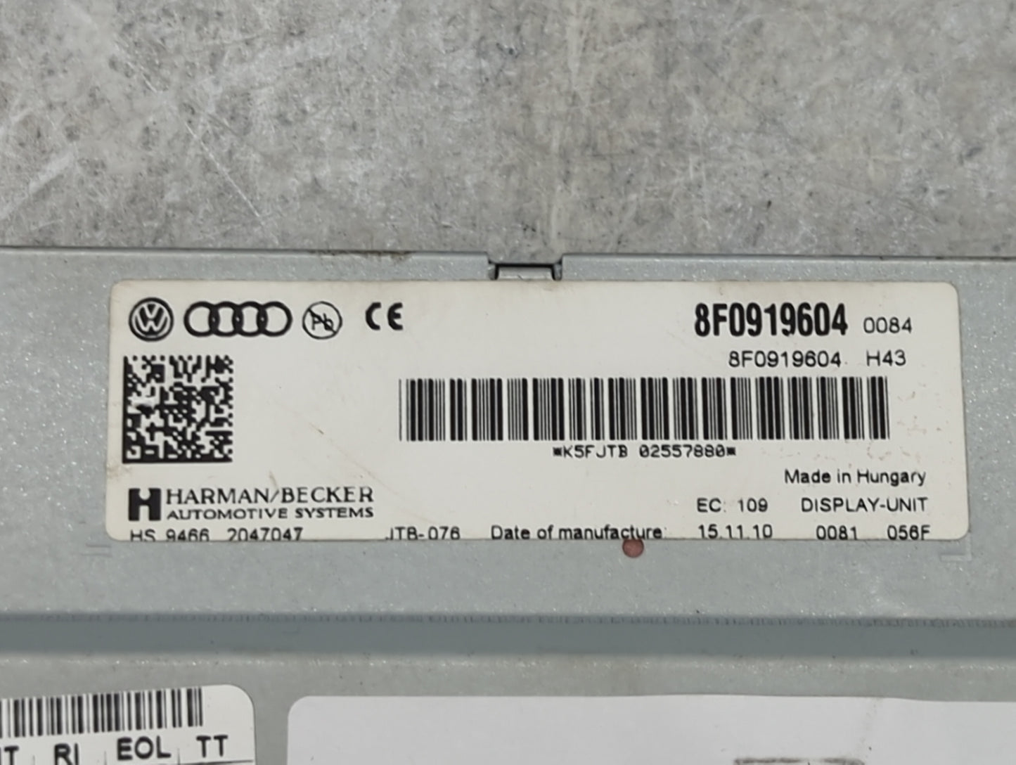 2010-2012 Audi A4 Information Display Screen - Oemusedautoparts1.com