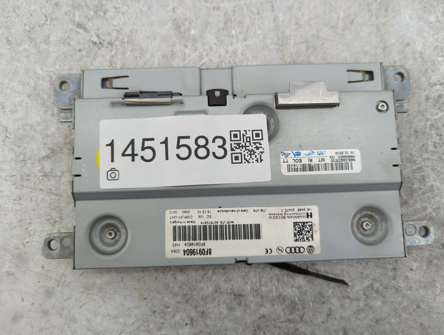 2009-2016 Audi A4 Information Display Screen - Oemusedautoparts1.com