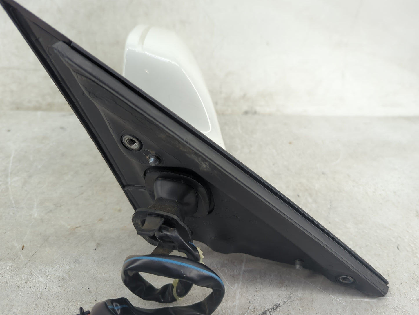 2010-2016 Audi A4 Driver Side View Mirror - Left Door Mirror OEM Used - Oemusedautoparts1.com