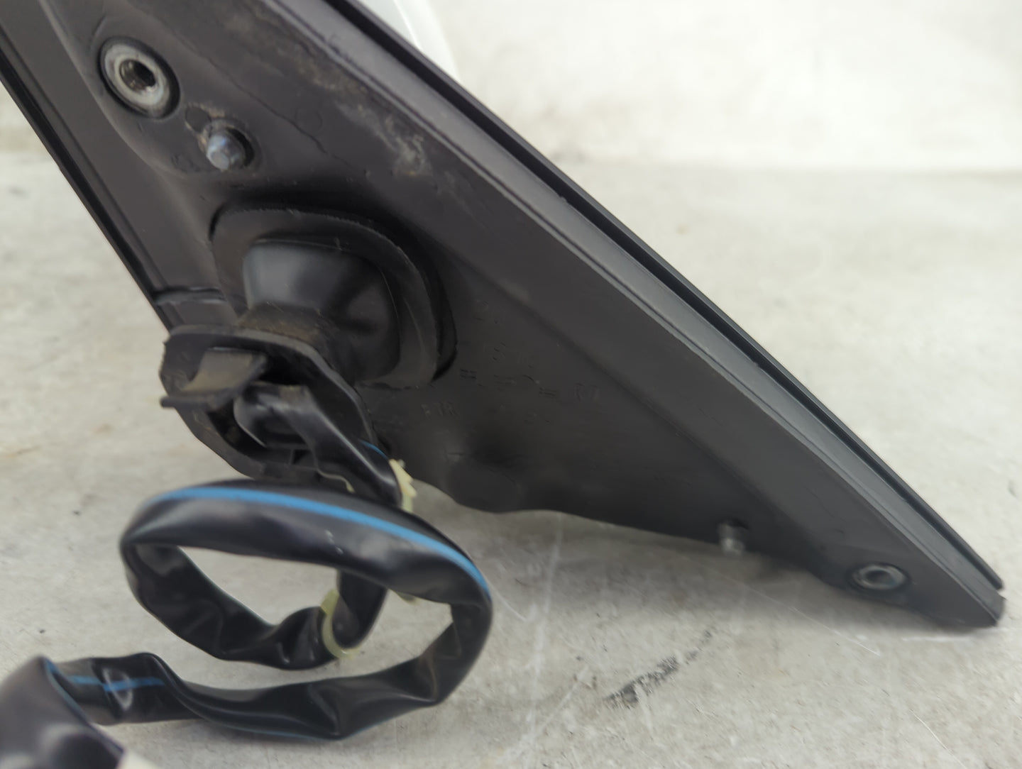 2010-2016 Audi A4 Driver Side View Mirror - Left Door Mirror OEM Used - Oemusedautoparts1.com