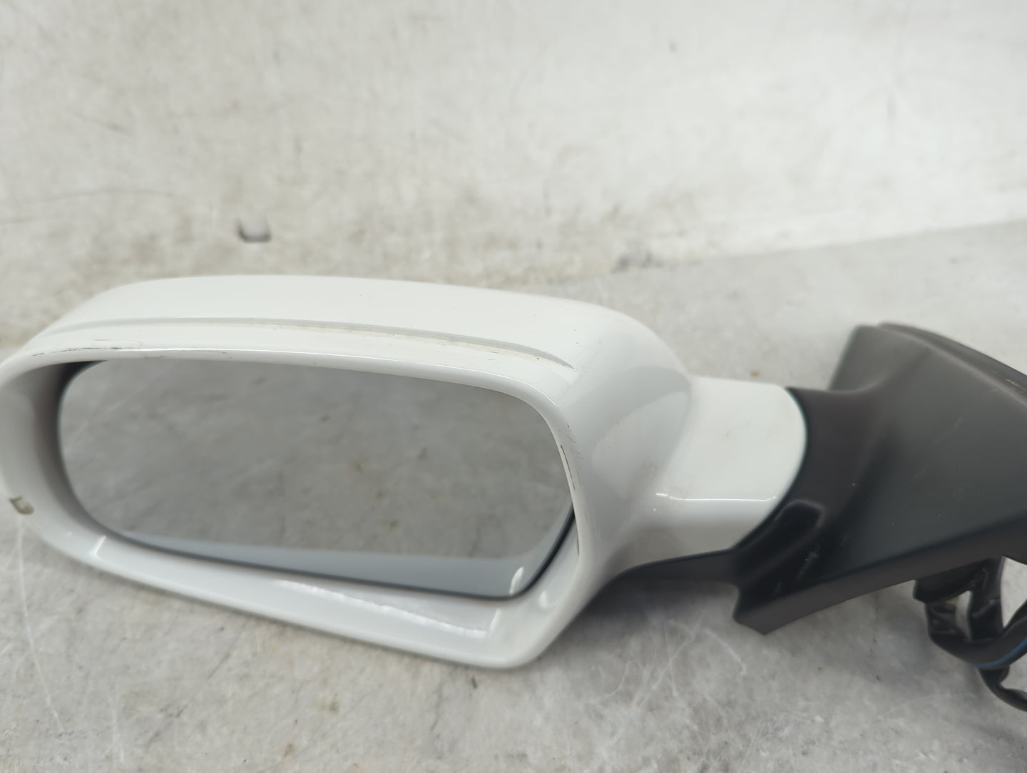 2010-2016 Audi A4 Driver Side View Mirror - Left Door Mirror OEM Used - Oemusedautoparts1.com