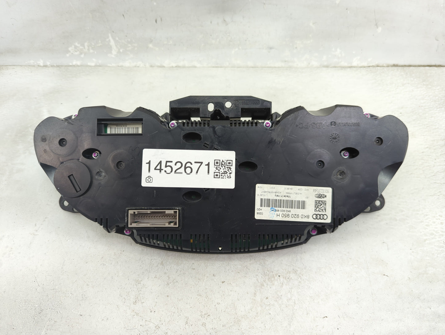 2010-2012 Audi A4 Instrument Cluster Speedometer Gauges P/N:8K0920950H 503002370404 Miles:96K Fits Fits 2010 2011 2012 OEM U