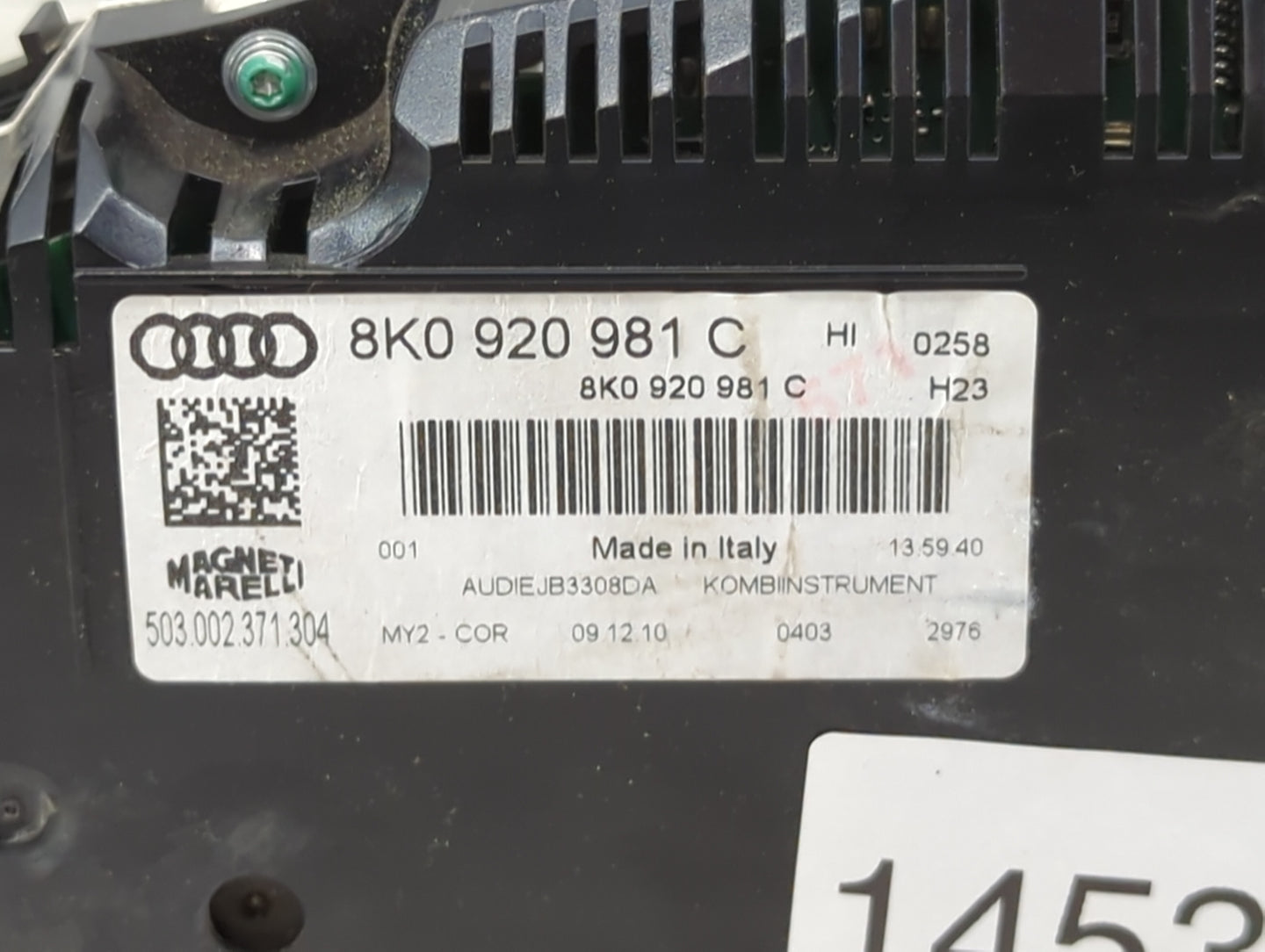 2010-2012 Audi A4 Instrument Cluster Speedometer Gauges P/N:8K0920981C 503002371304 Miles:123K Fits Fits 2010 2011 2012 OEM 