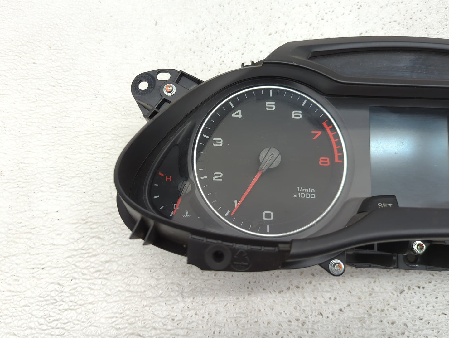 2010-2012 Audi A4 Instrument Cluster Speedometer Gauges P/N:8K0920950H 503.002.370.404 Fits Fits 2010 2011 2012 OEM Used Aut