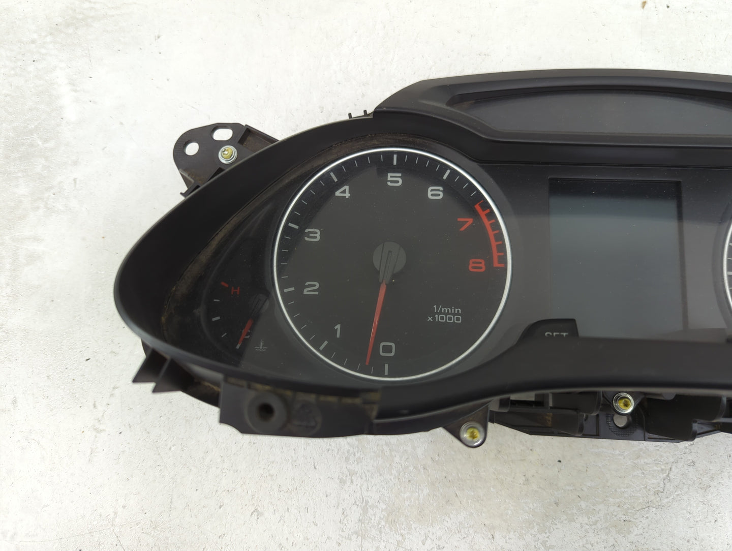 2010-2012 Audi A4 Instrument Cluster Speedometer Gauges P/N:8K0920950H 503002370404 Miles:84K Fits Fits 2010 2011 2012 OEM U