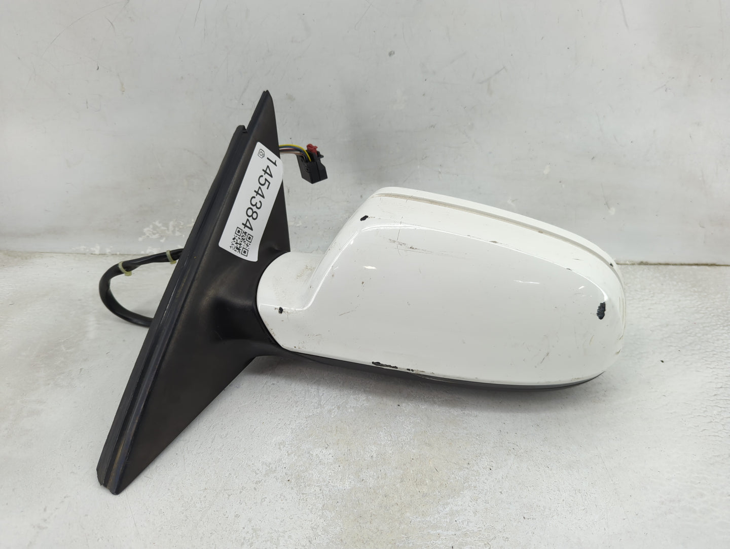 2010-2016 Audi A4 Driver Side View Mirror - Left Door Mirror OEM Used - Oemusedautoparts1.com