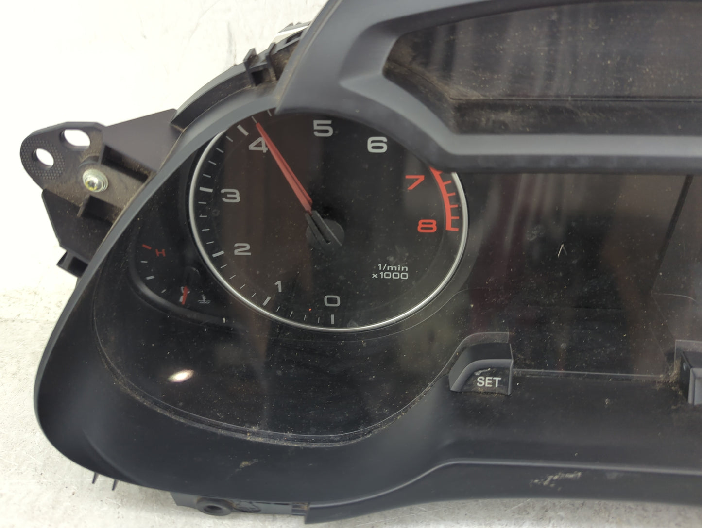 2010-2012 Audi A4 Instrument Cluster Speedometer Gauges P/N:8K0920981C 503002371304 Miles:106K Fits Fits 2010 2011 2012 OEM 