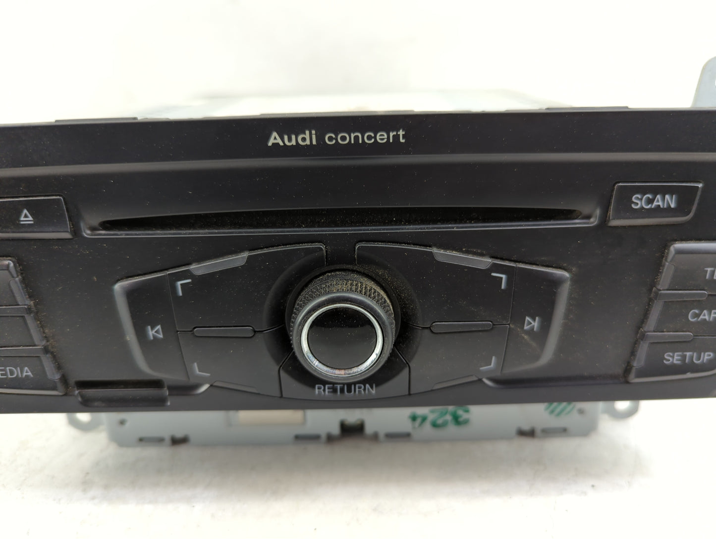 2010-2012 Audi A4 Radio AM FM Cd Player Receiver Replacement P/N:0810 0419 8T1 035 186 R Fits OEM Used Auto Parts - Oemuseda