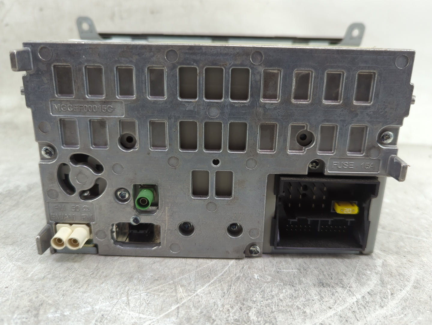 2010-2012 Audi A4 Radio AM FM Cd Player Receiver Replacement P/N:8T1035186R CQ-JA1962G Fits OEM Used Auto Parts - Oemusedaut