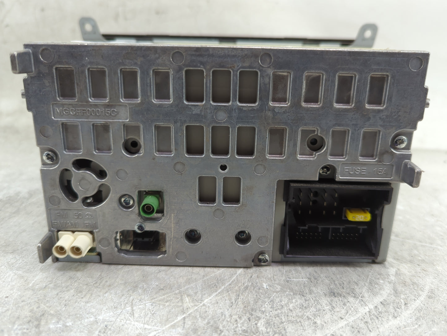 2010-2012 Audi A4 Radio AM FM Cd Player Receiver Replacement P/N:8T1035186R CQ-JA1962G Fits OEM Used Auto Parts - Oemusedaut