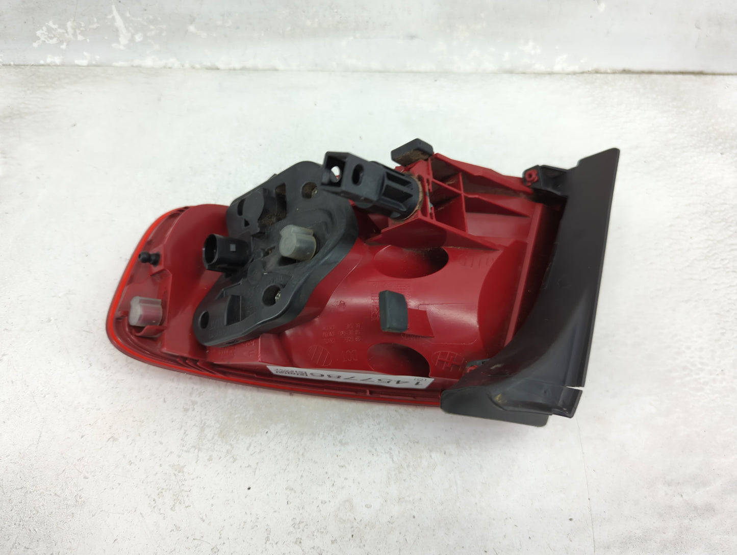 2010-2012 Audi A4 Tail Light Assembly Driver Left OEM P/N:SM043TLPL316 Fits Fits 2010 2011 2012 OEM Used Auto Parts - Oemuse