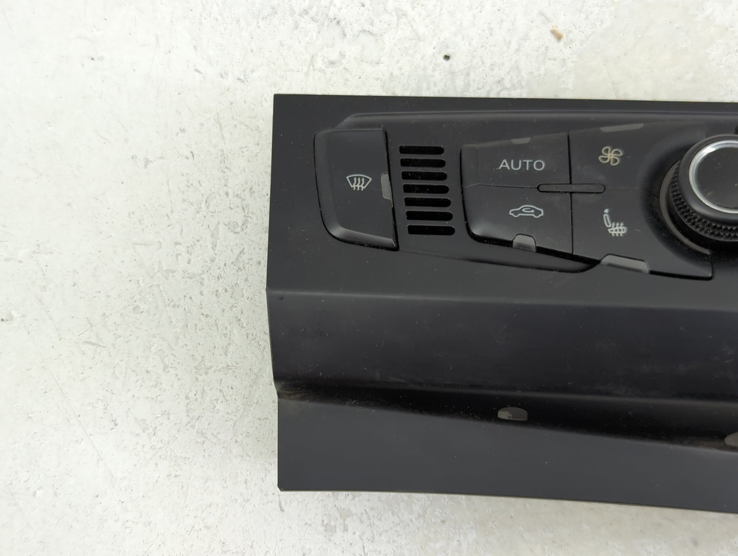 2009-2012 Audi A4 Climate Control Module Temperature AC/Heater Replacement P/N:8T1 820 043 AN Fits Fits 2008 2009 2010 2011 