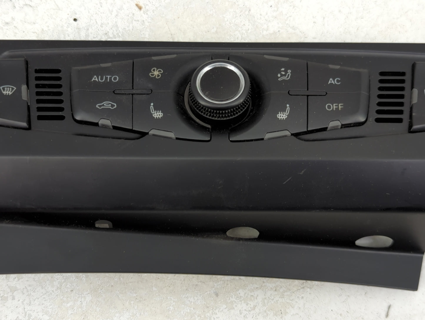 2009-2012 Audi A4 Climate Control Module Temperature AC/Heater Replacement P/N:8T1 820 043 AN Fits Fits 2008 2009 2010 2011 