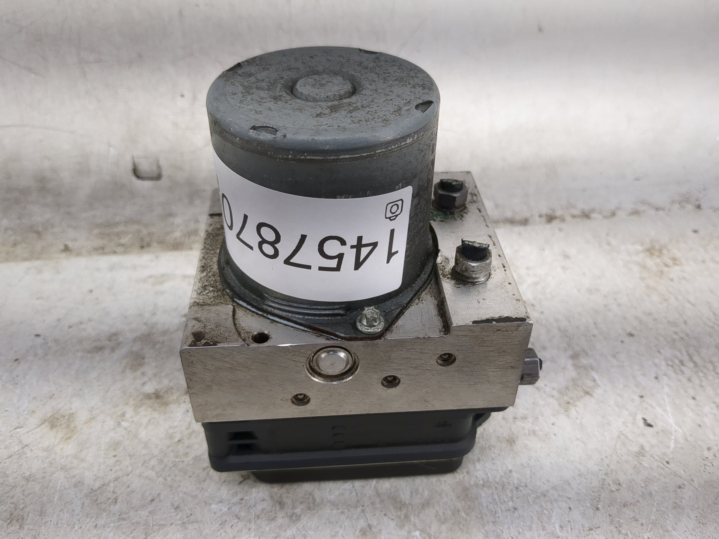 2010-2012 Audi A4 ABS Pump Control Module Replacement P/N:0 265 236 342 Fits Fits 2010 2011 2012 OEM Used Auto Parts - Oemus