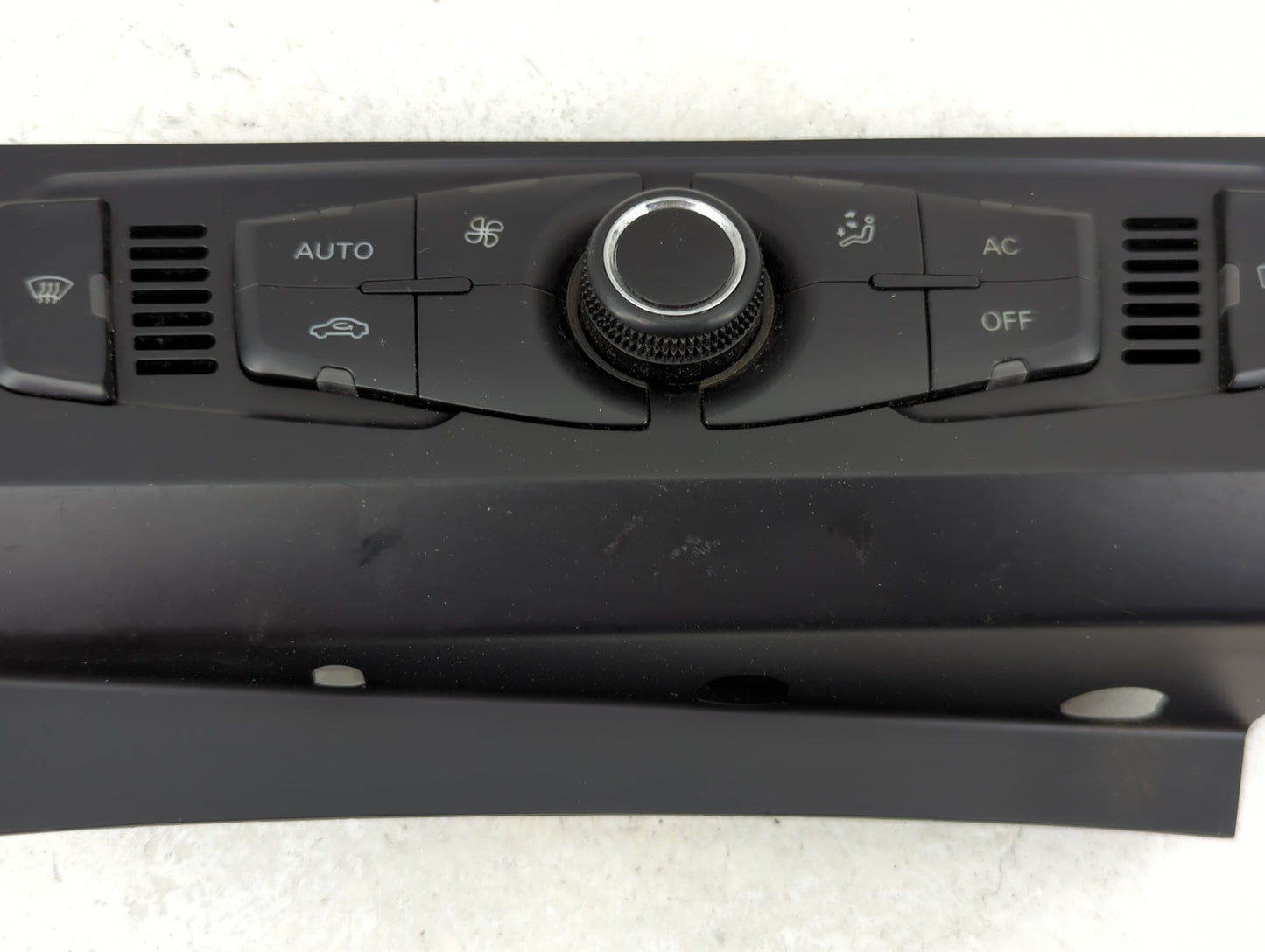 2009-2012 Audi A4 Climate Control Module Temperature AC/Heater Replacement P/N:8T1 820 043 AM Fits Fits 2008 2009 2010 2011 