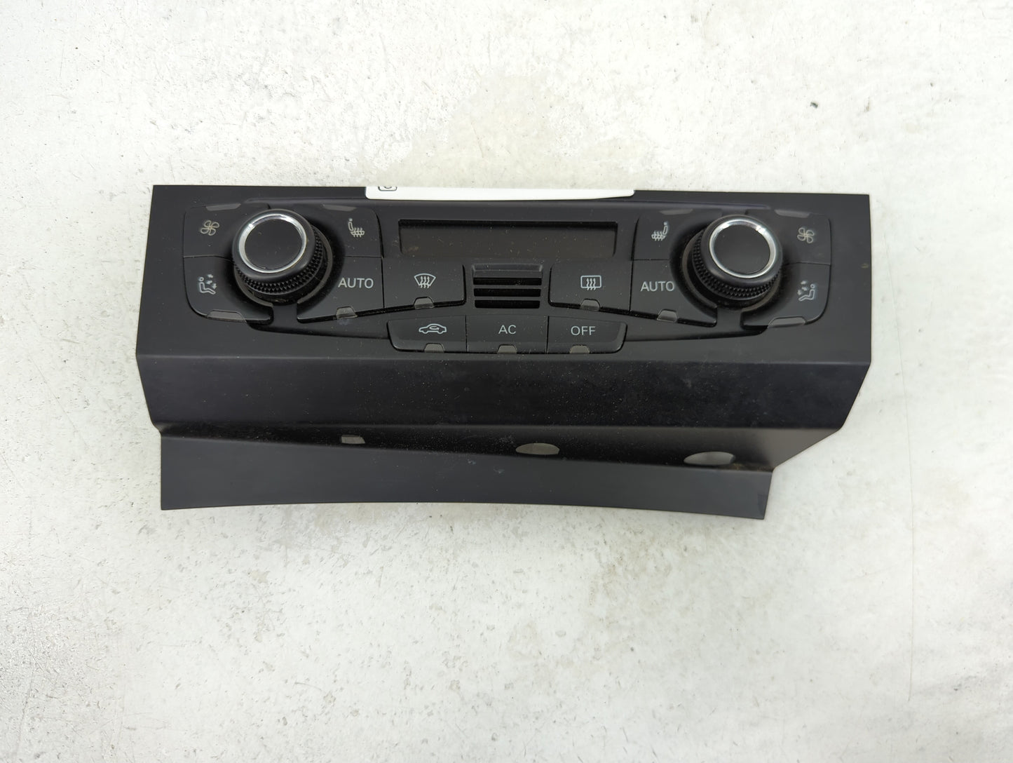 2009-2012 Audi A4 Climate Control Module Temperature AC/Heater Replacement P/N:8T1 820 043 AQ Fits OEM Used Auto Parts - Oem
