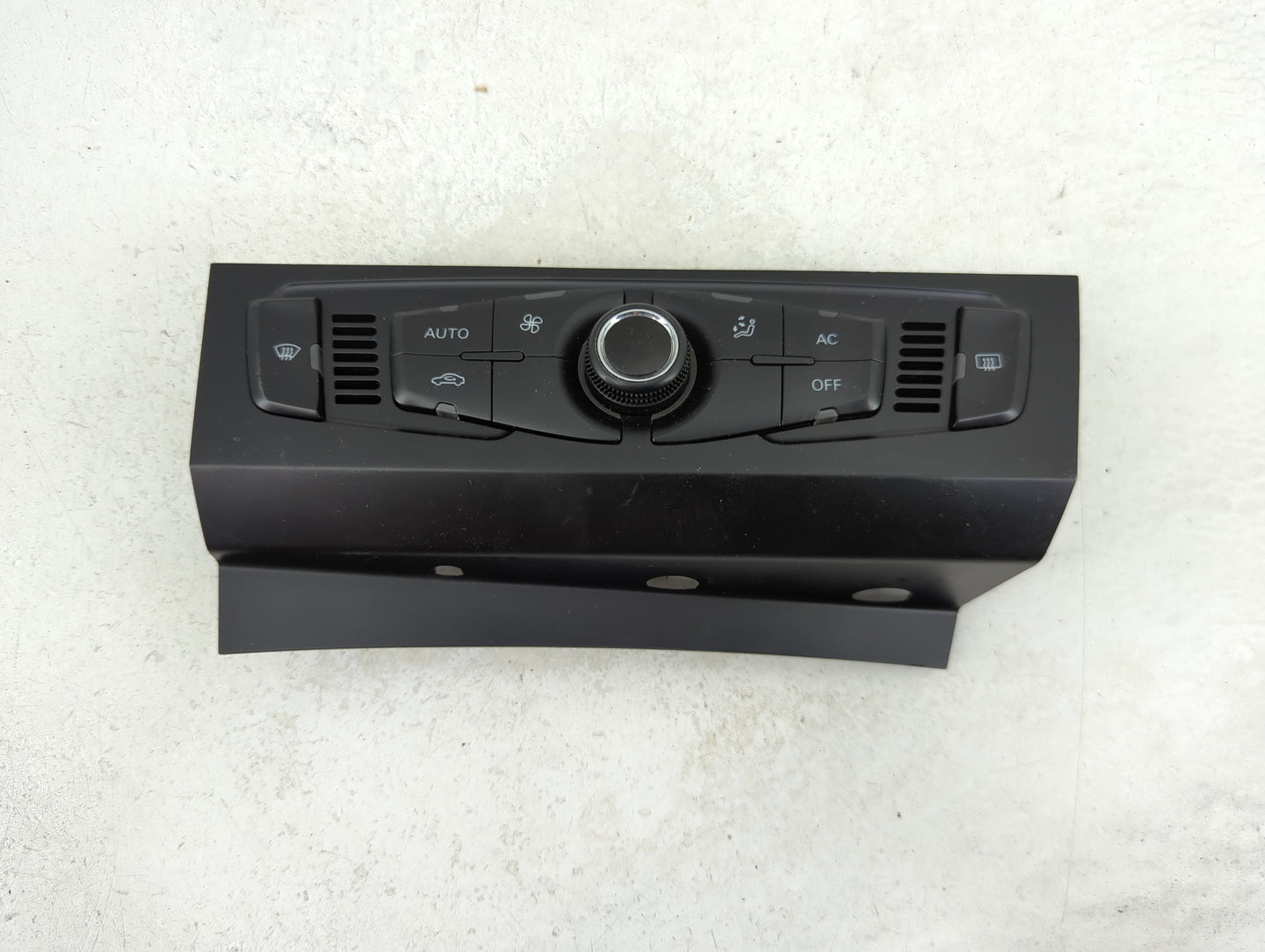 2009-2012 Audi A4 Climate Control Module Temperature AC/Heater Replacement P/N:8T1 820 043 AM Fits Fits 2008 2009 2010 2011 