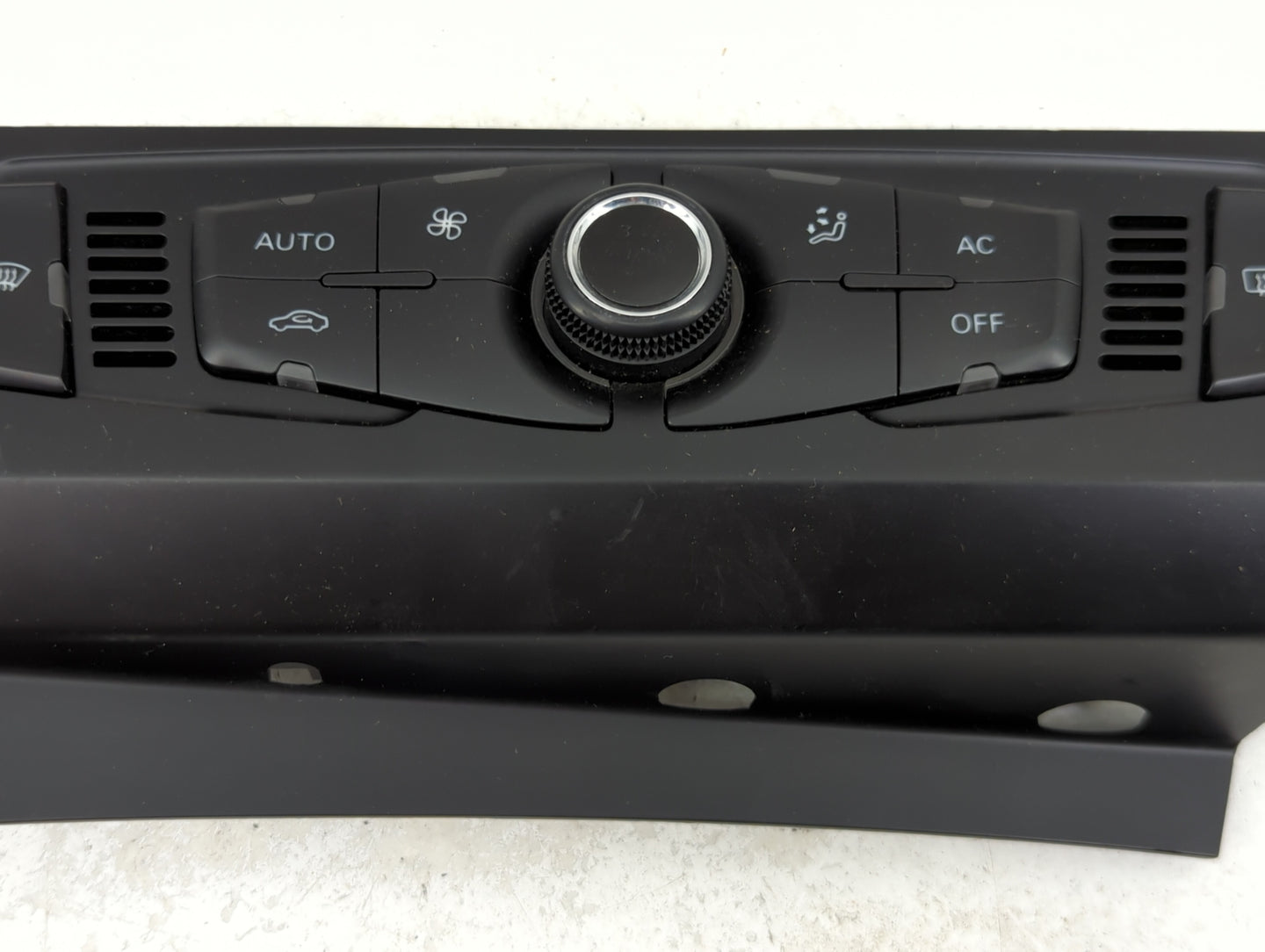 2009-2012 Audi A4 Climate Control Module Temperature AC/Heater Replacement P/N:8T1 820 043 AM Fits Fits 2008 2009 2010 2011 