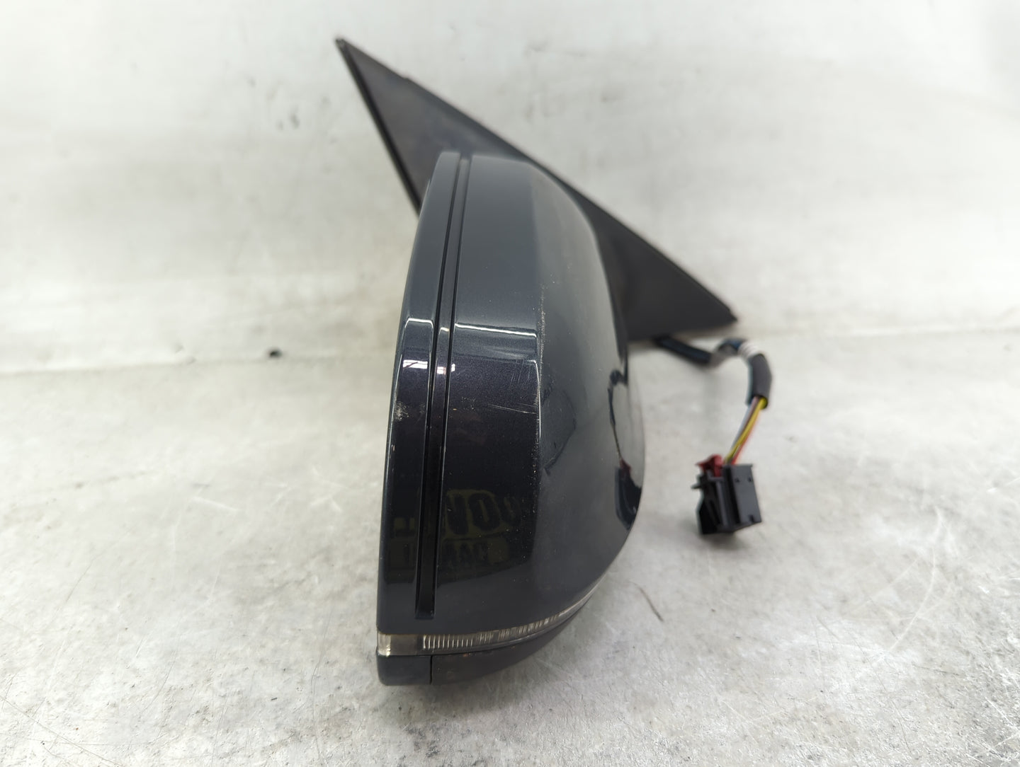 2010-2016 Audi A4 Passenger Side View Mirror - Right Door Mirror OEM Used - Oemusedautoparts1.com