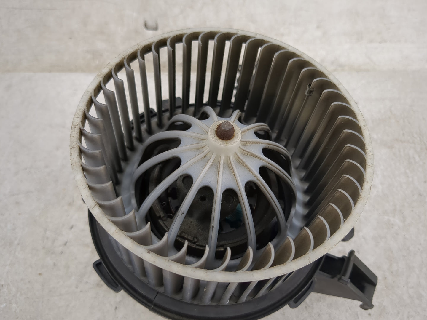 2009-2012 Audi A4 Heater AC Blower Motor P/N:850 820 521 B 8K0 820 521 B, 01291197 Fits Fits 2008 2009 2010 2011 2012 OEM Us