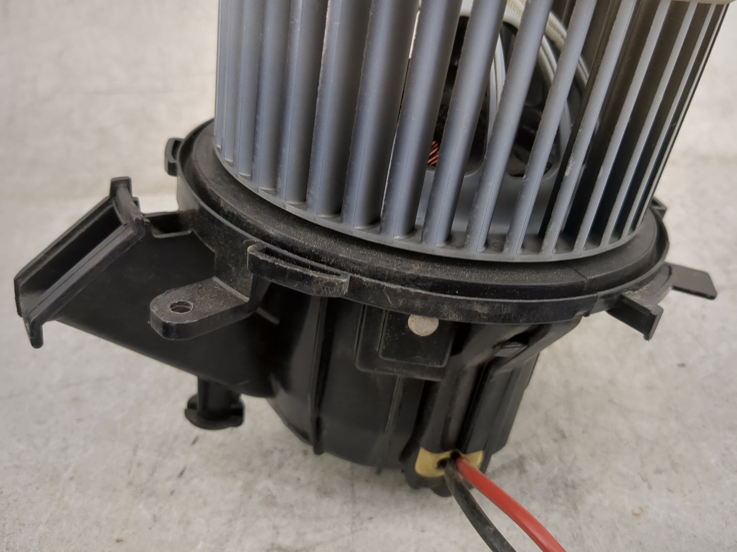 2009-2012 Audi A4 Heater AC Blower Motor P/N:850 820 521 B 8K0 820 521 B, 01291197 Fits Fits 2008 2009 2010 2011 2012 OEM Us