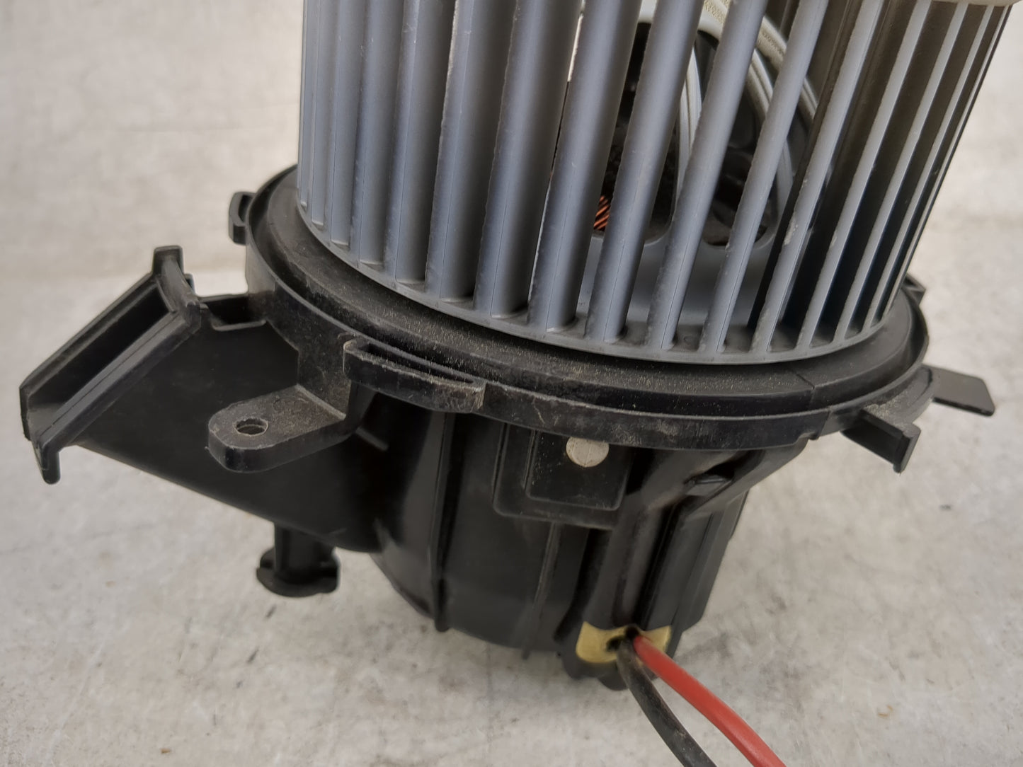 2009-2012 Audi A4 Heater AC Blower Motor P/N:850 820 521 B 8K0 820 521 B, 01291197 Fits Fits 2008 2009 2010 2011 2012 OEM Us