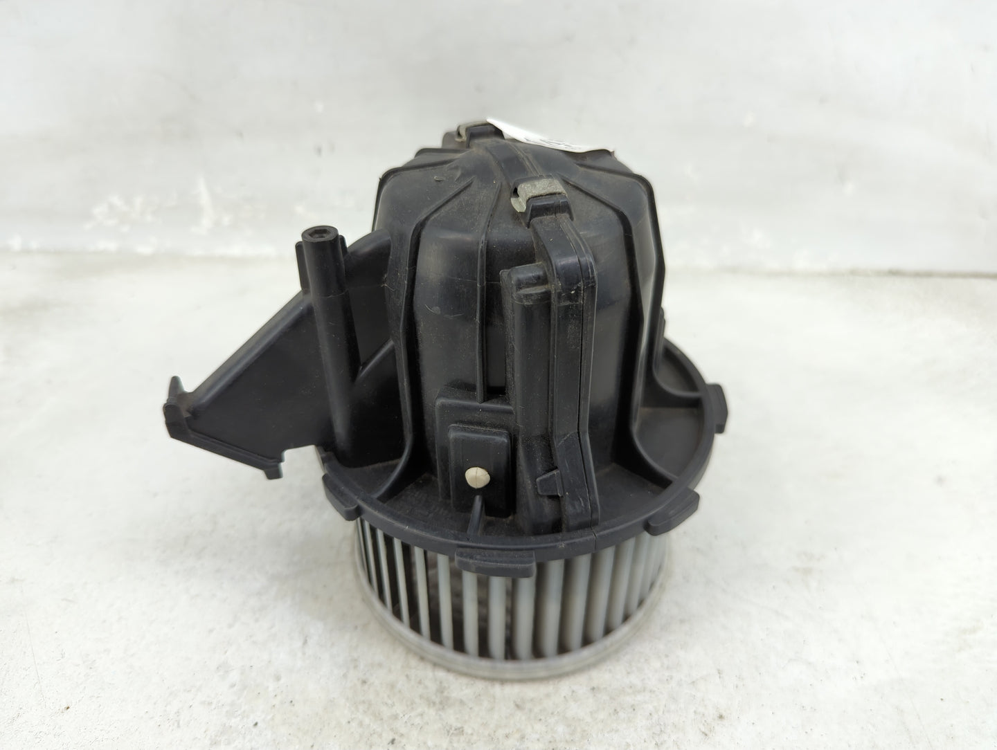 2009-2012 Audi A4 Heater AC Blower Motor P/N:8K0820521B K5909008, CZ2468106932, F011500024 Fits Fits 2008 2009 2010 2011 201