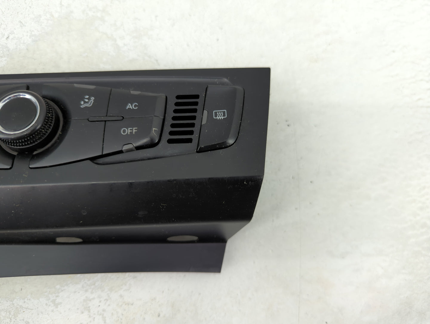 2009-2012 Audi A4 Climate Control Module Temperature AC/Heater Replacement P/N:8T1820043AM A2C53346674 Fits OEM Used Auto Pa