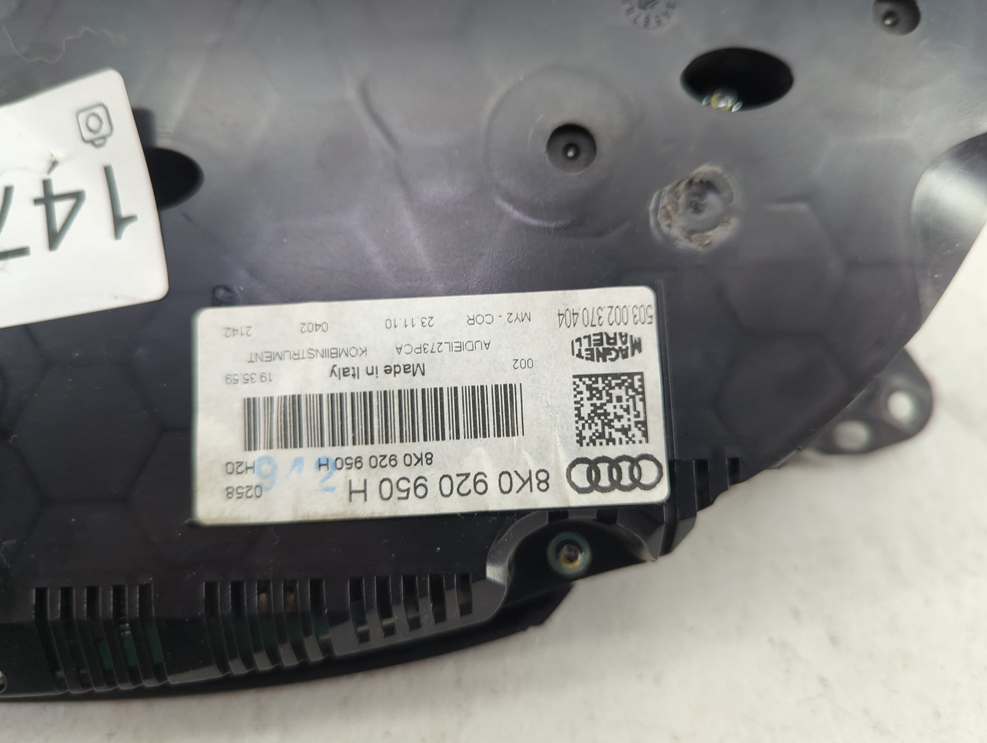 2010-2012 Audi A4 Instrument Cluster Speedometer Gauges P/N:8K0920950H 503002370404 Miles:92K Fits Fits 2010 2011 2012 OEM U