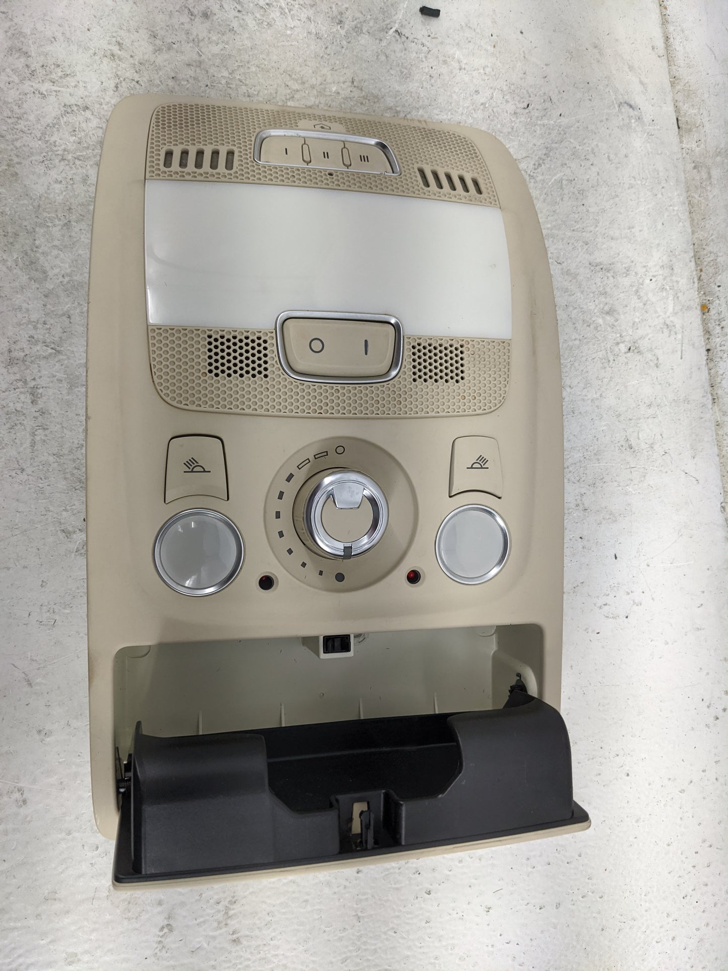 2009-2016 Audi A4 Overhead Roof Console Tan - Oemusedautoparts1.com
