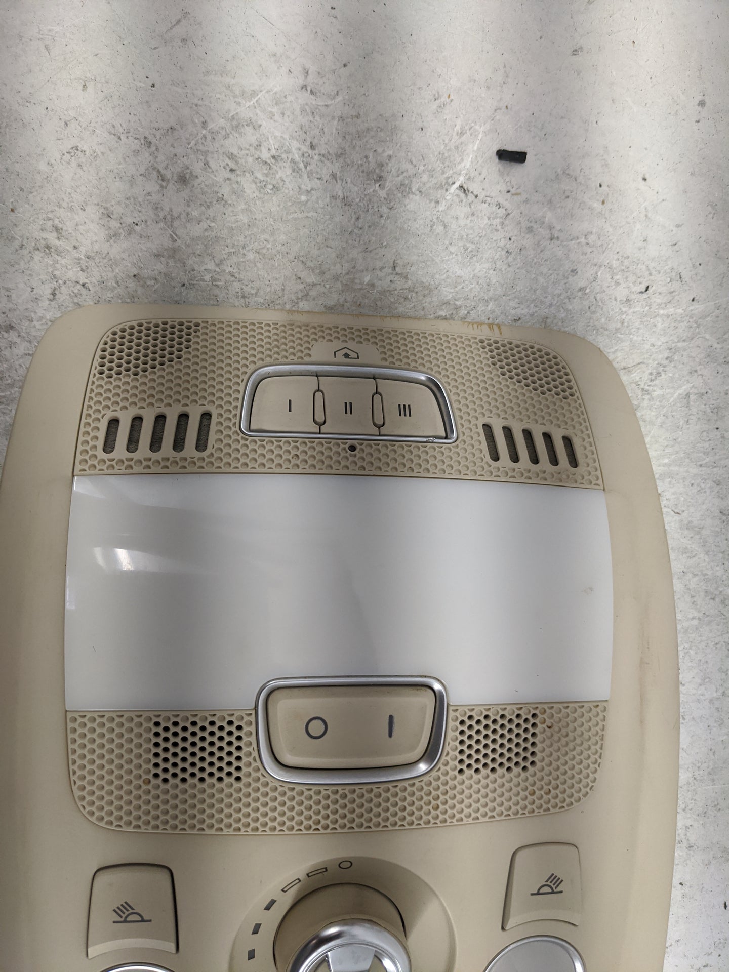 2009-2016 Audi A4 Overhead Roof Console Tan - Oemusedautoparts1.com