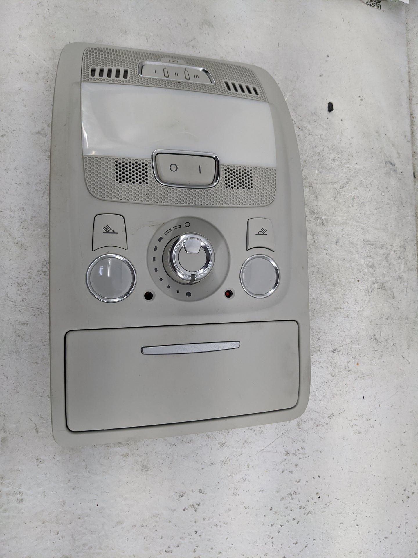 2009-2016 Audi A4 Overhead Roof Console Beige 1483062 - Oemusedautoparts1.com