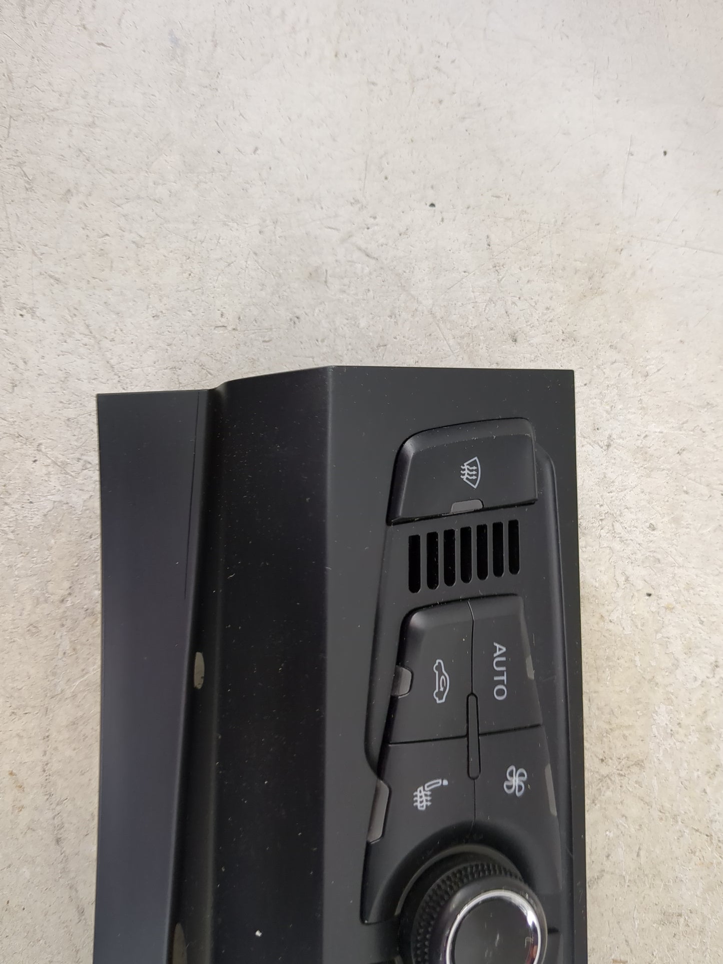 2009-2012 Audi A4 Climate Control Module Temperature AC/Heater Replacement P/N:8T1820043AN A2C53346675 Fits OEM Used Auto Pa