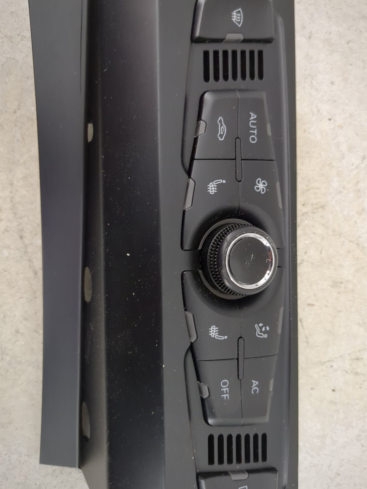 2009-2012 Audi A4 Climate Control Module Temperature AC/Heater Replacement P/N:8T1820043AN A2C53346675 Fits OEM Used Auto Pa