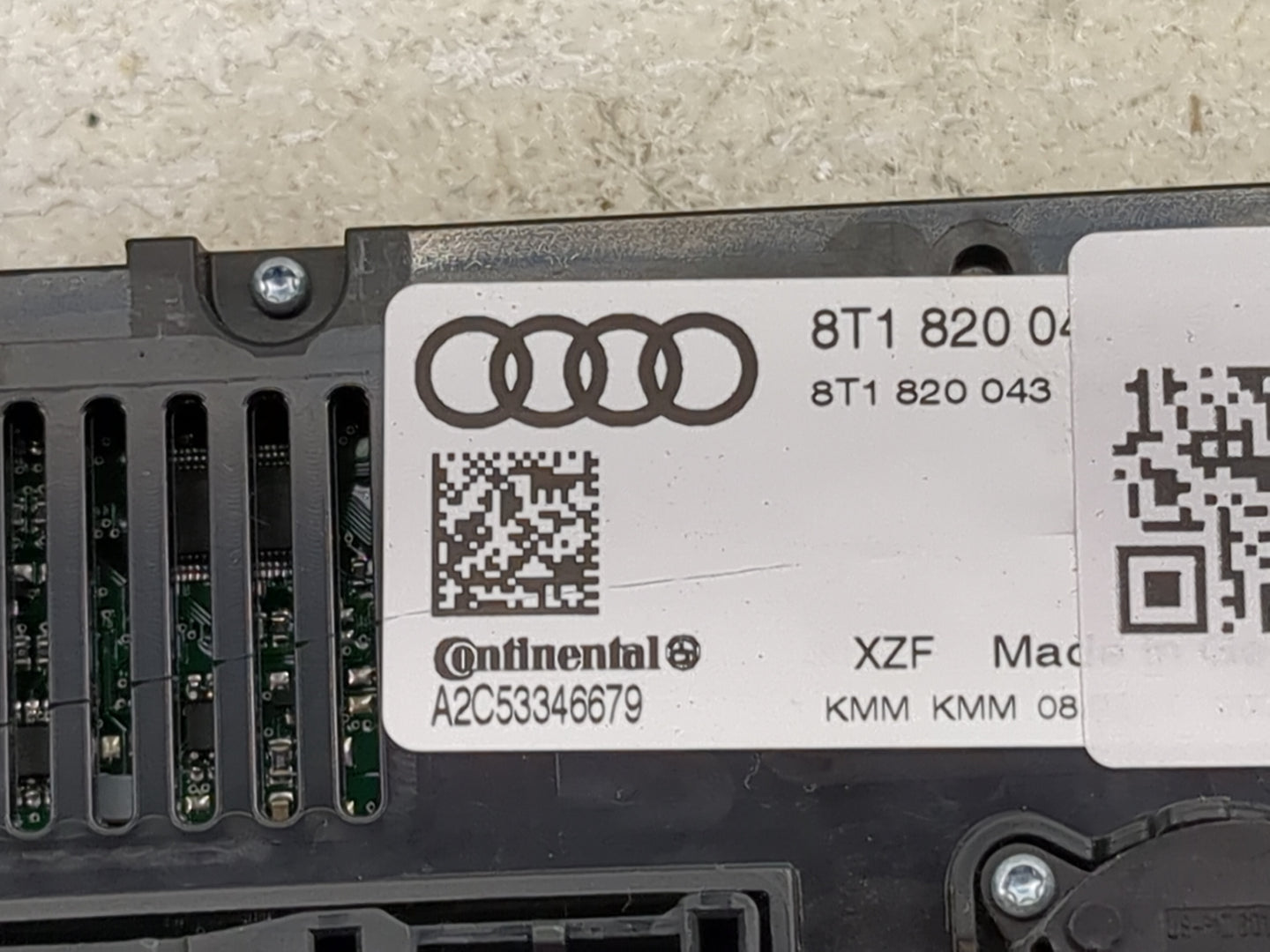 2009-2012 Audi A4 Climate Control Module Temperature AC/Heater Replacement P/N:8T1820043 A2C53346679 Fits OEM Used Auto Part