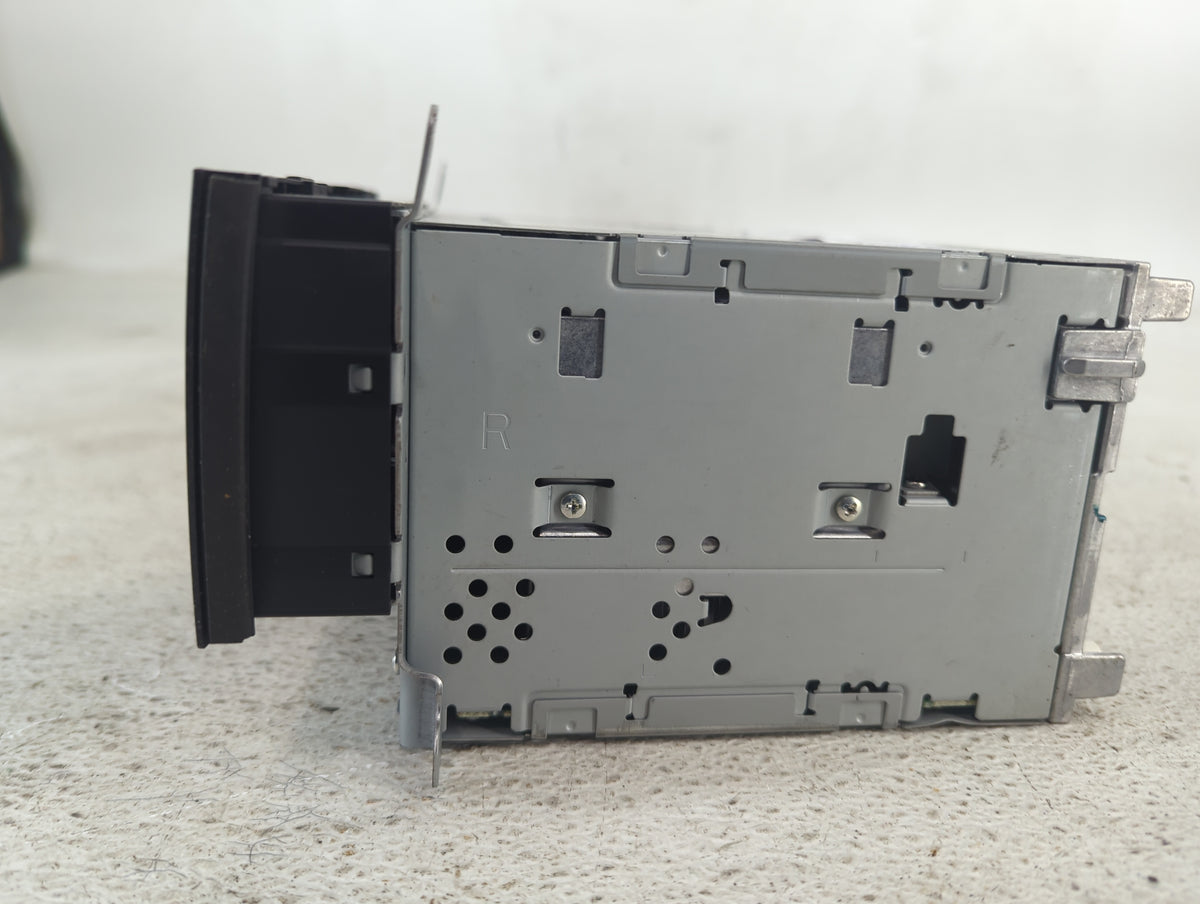2010-2012 Audi A4 Radio AM FM Cd Player Receiver Replacement P/N:8T1035186R CQ-JA1962G Fits OEM Used Auto Parts - Oemusedaut