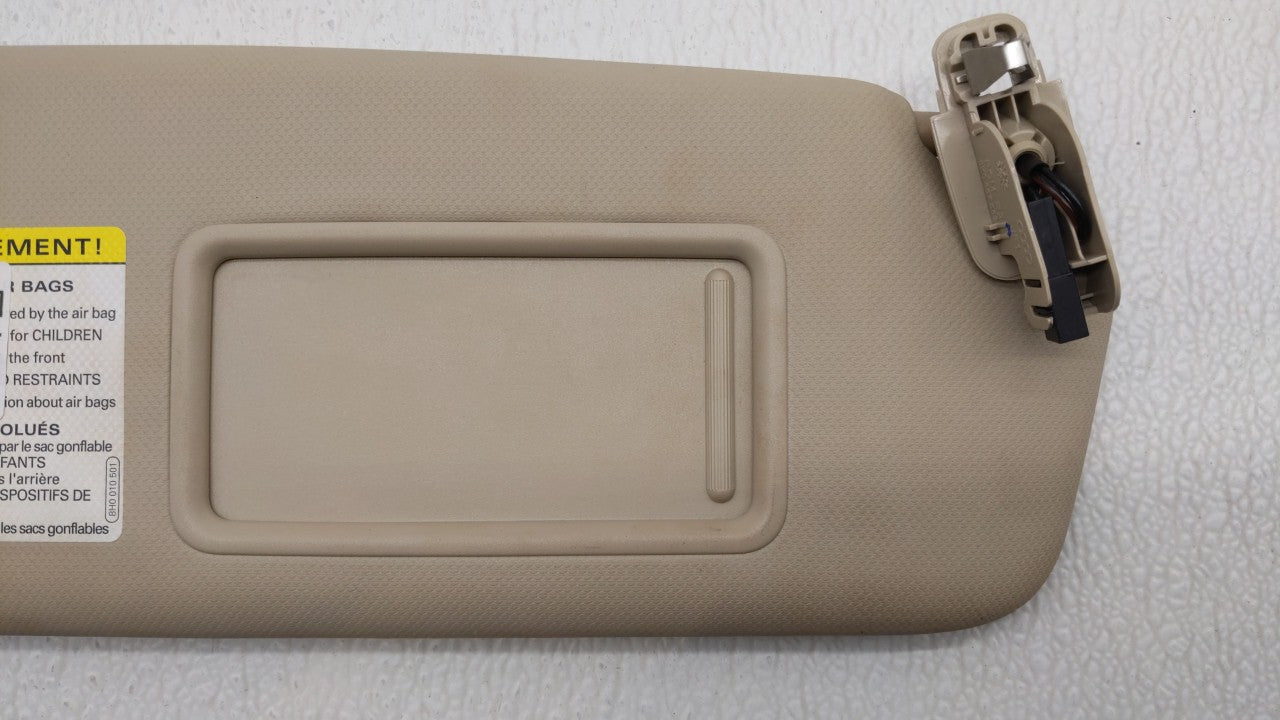2011 Audi A4 Sun Visor Shade Replacement Passenger Right Mirror Fits OEM Used Auto Parts - Oemusedautoparts1.com