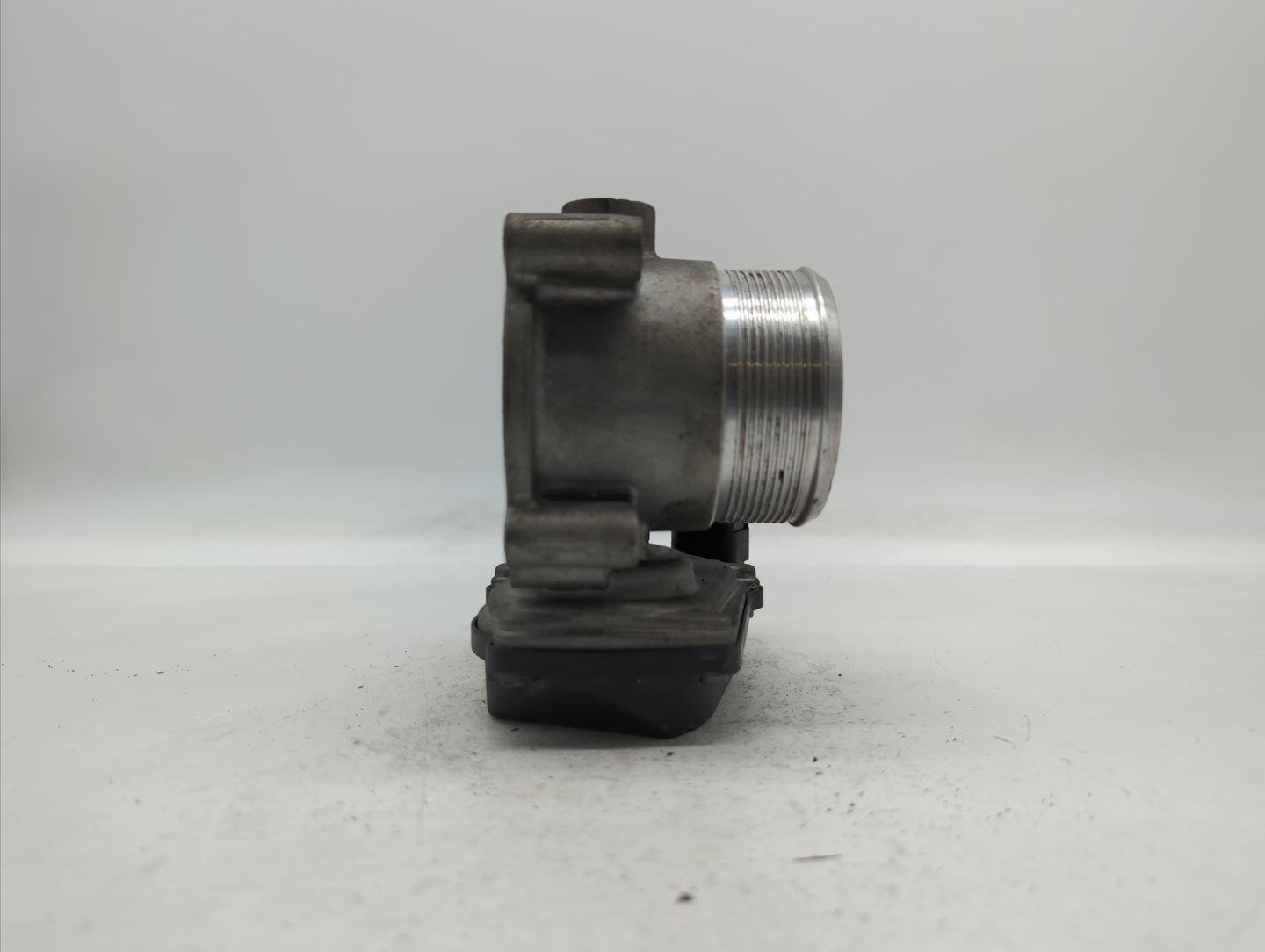 2005-2016 Audi A4 Throttle Body P/N:06F 133 062 G 06F 133 062 Q Fits OEM Used Auto Parts - Oemusedautoparts1.com