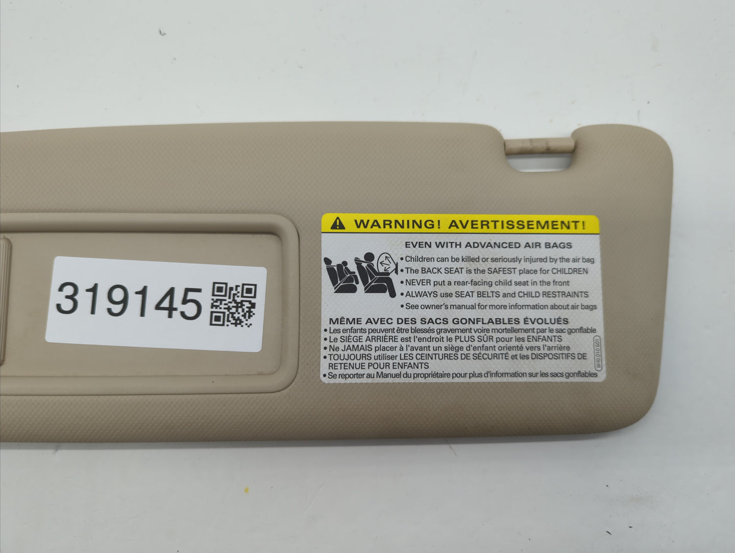 2009-2012 Audi A4 Sun Visor Shade Replacement Driver Left Mirror Fits Fits 2009 2010 2011 2012 OEM Used Auto Parts - Oemused