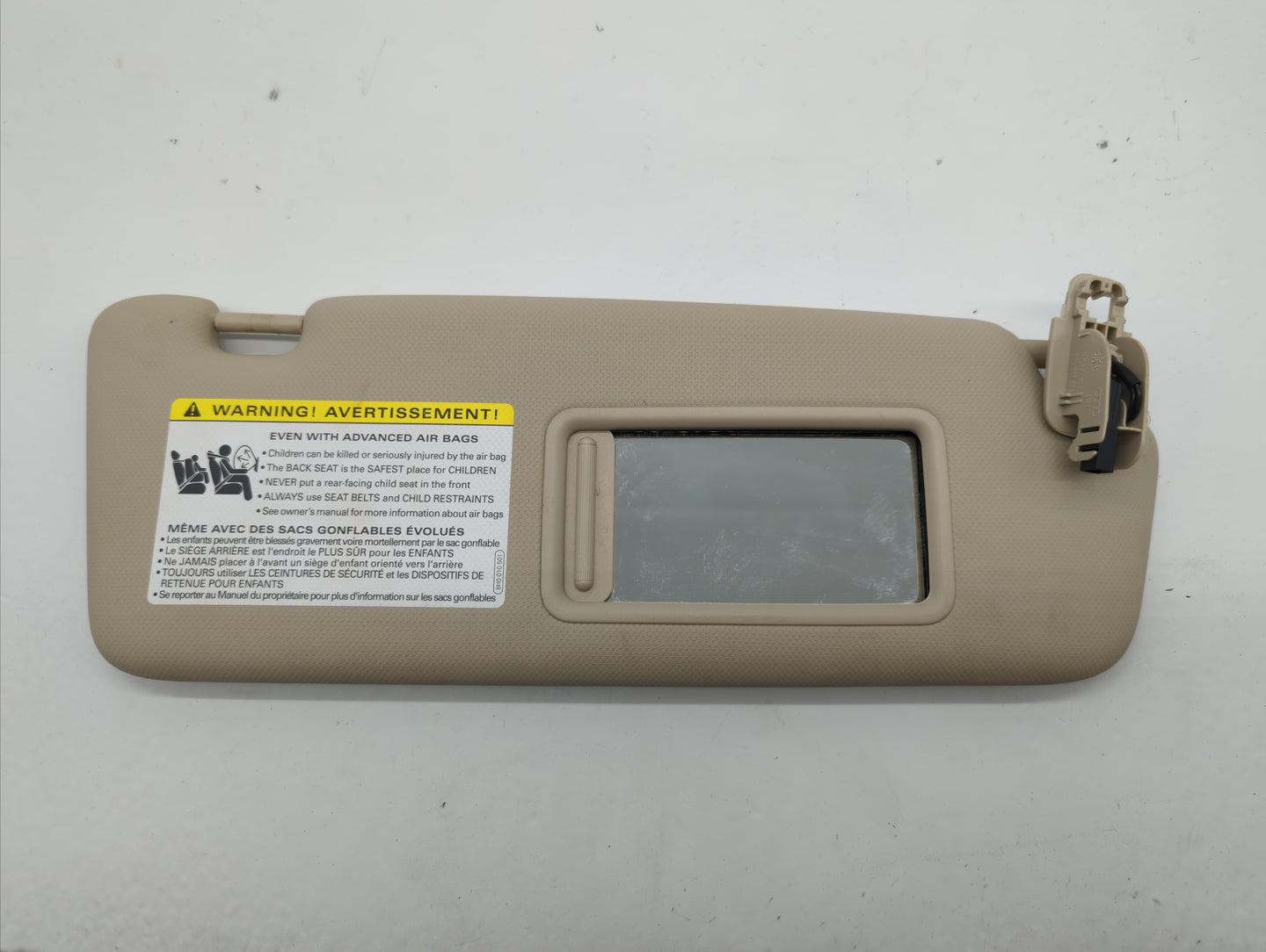 2009-2012 Audi A4 Sun Visor Shade Replacement Passenger Right Mirror Fits Fits 2009 2010 2011 2012 OEM Used Auto Parts - Oem