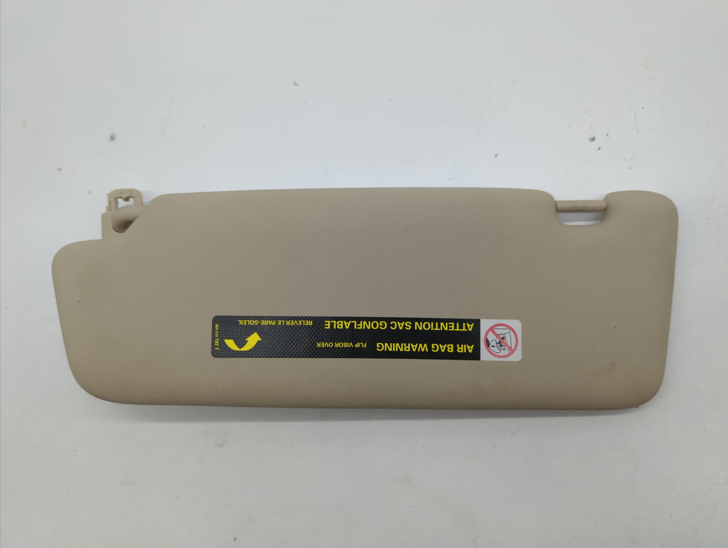 2009-2012 Audi A4 Sun Visor Shade Replacement Passenger Right Mirror Fits Fits 2009 2010 2011 2012 OEM Used Auto Parts - Oem